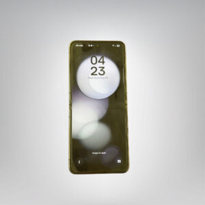 Alternative view of Galaxy Z Flip 5